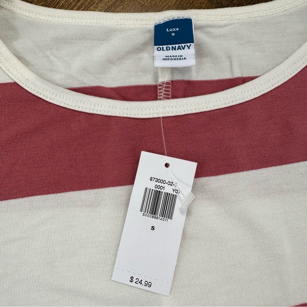 Old Navy Women's Luxe Oversized Crop T-Shirt, Striped Spice Girl, Small NWT - Picture 7 of 11